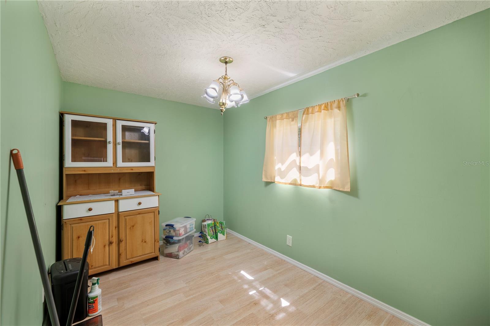 ANGUS VALLEY - Residential