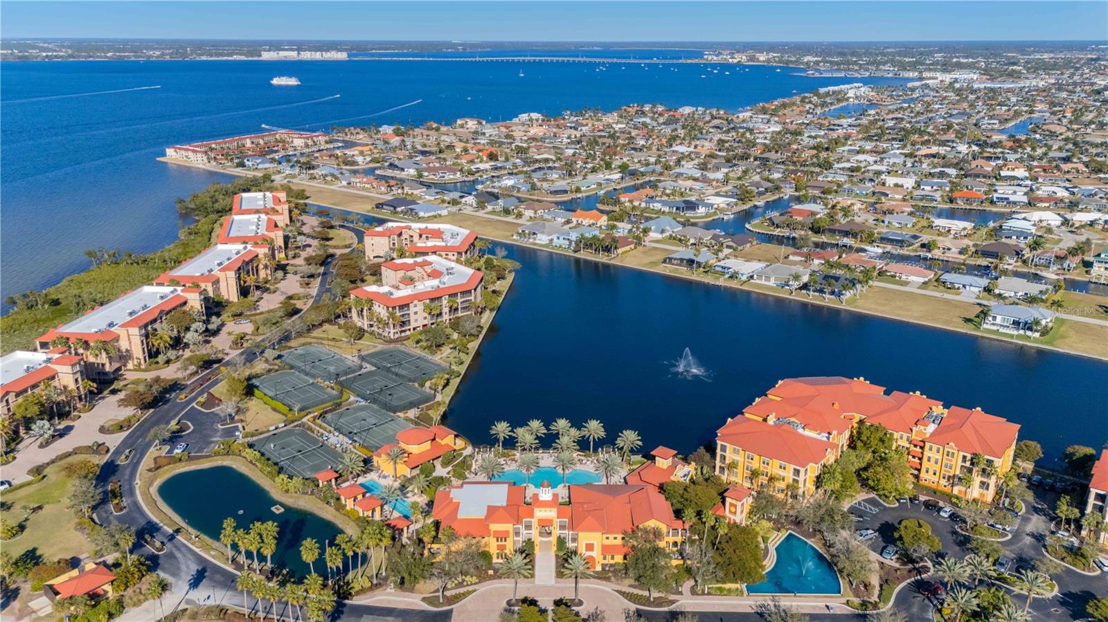 87 VIVANTE BOULEVARD 403