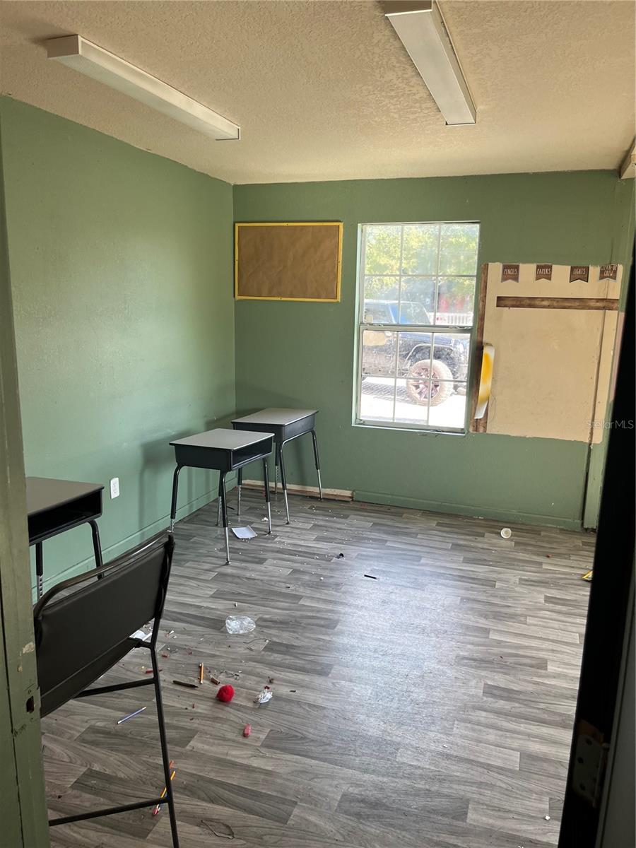 PROGRESO - Commercial Sale