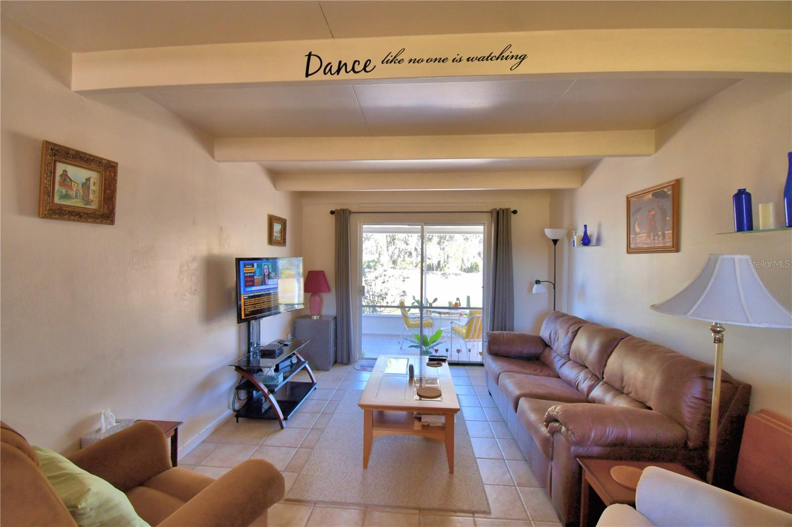 LAKESHORE CLUB - Residential