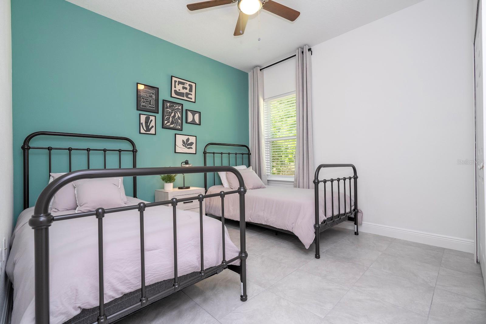 MARION OAKS - Residential