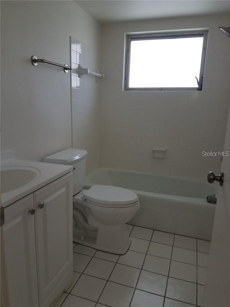 OAKWOOD GARDENS - Residential Lease