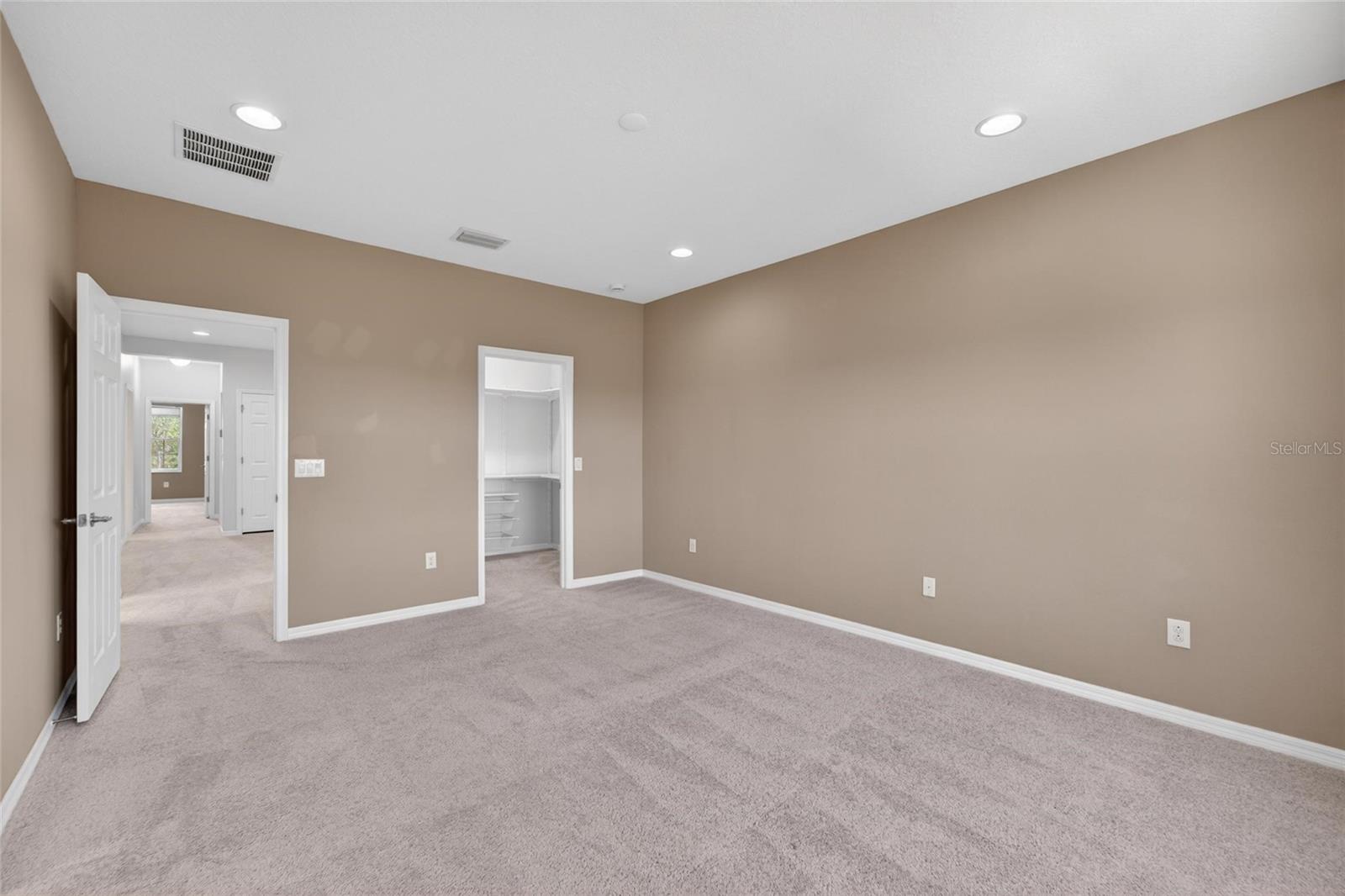 JACKSON SQUARE TWNHMS - Residential