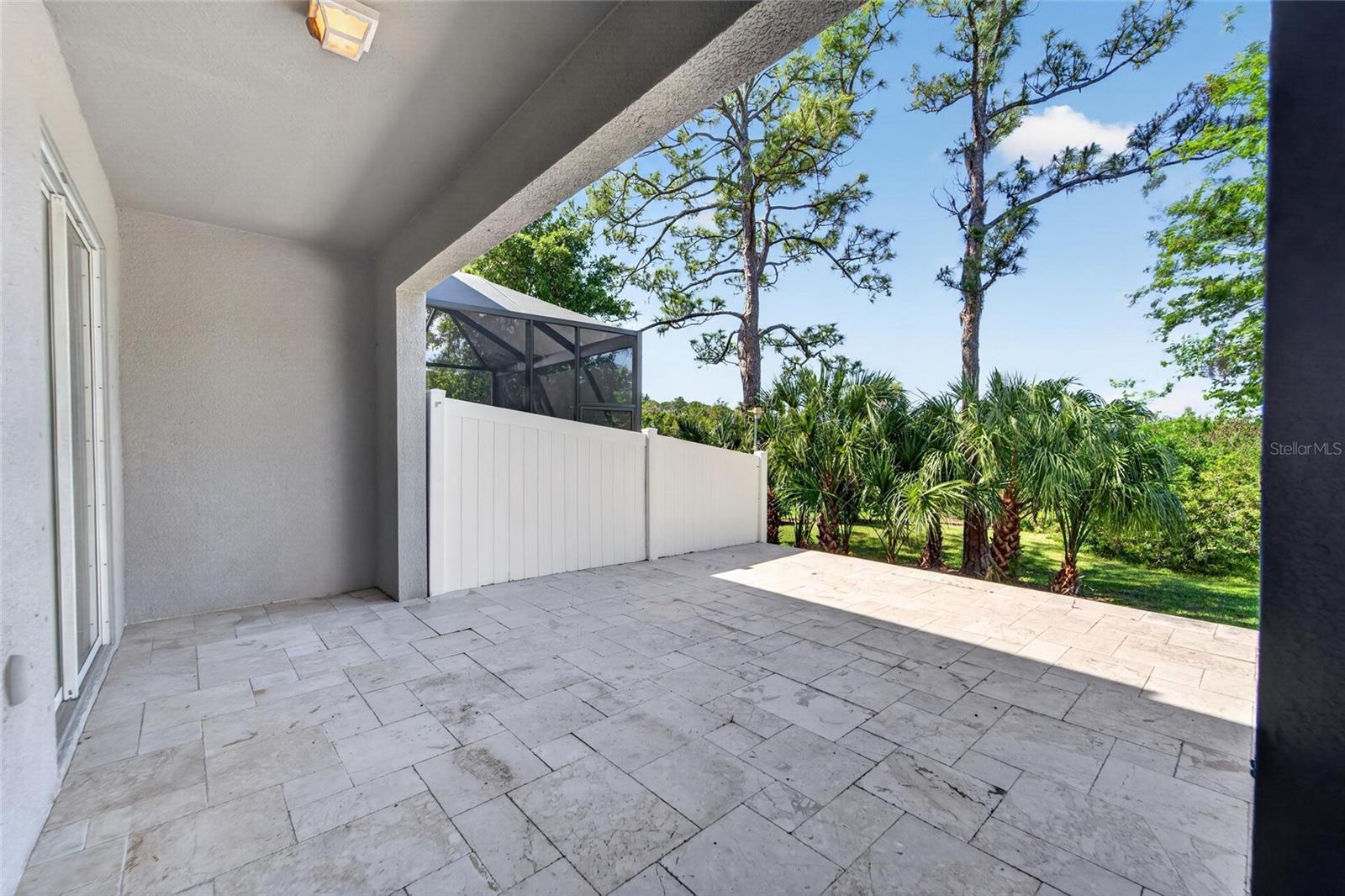 JACKSON SQUARE TWNHMS - Residential