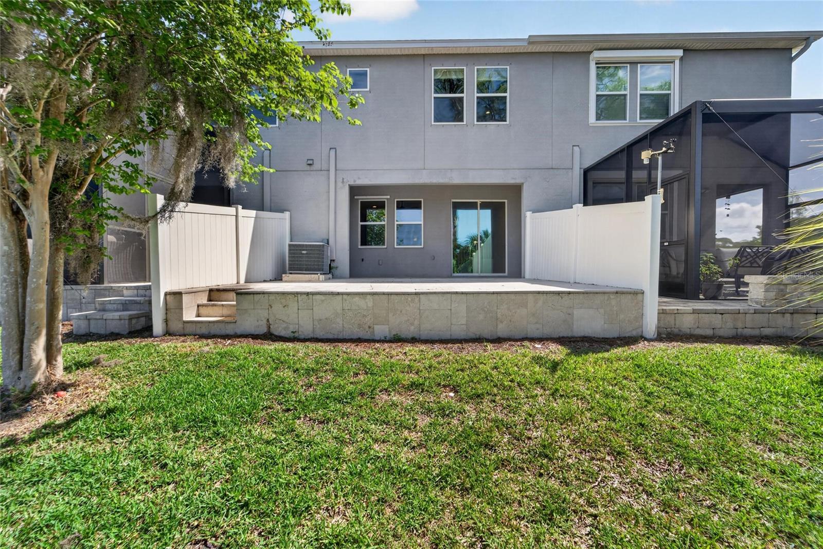 JACKSON SQUARE TWNHMS - Residential