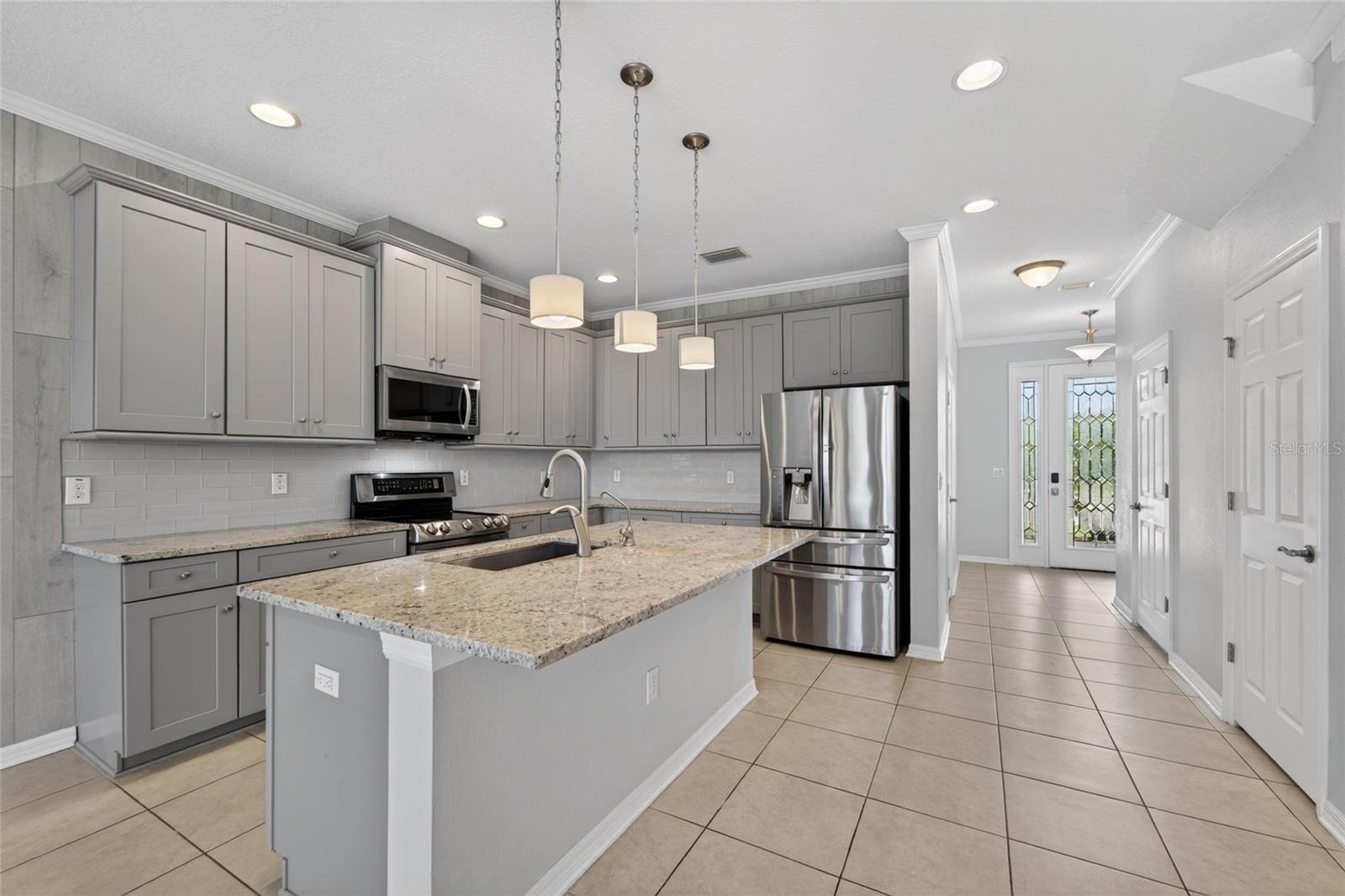 JACKSON SQUARE TWNHMS - Residential