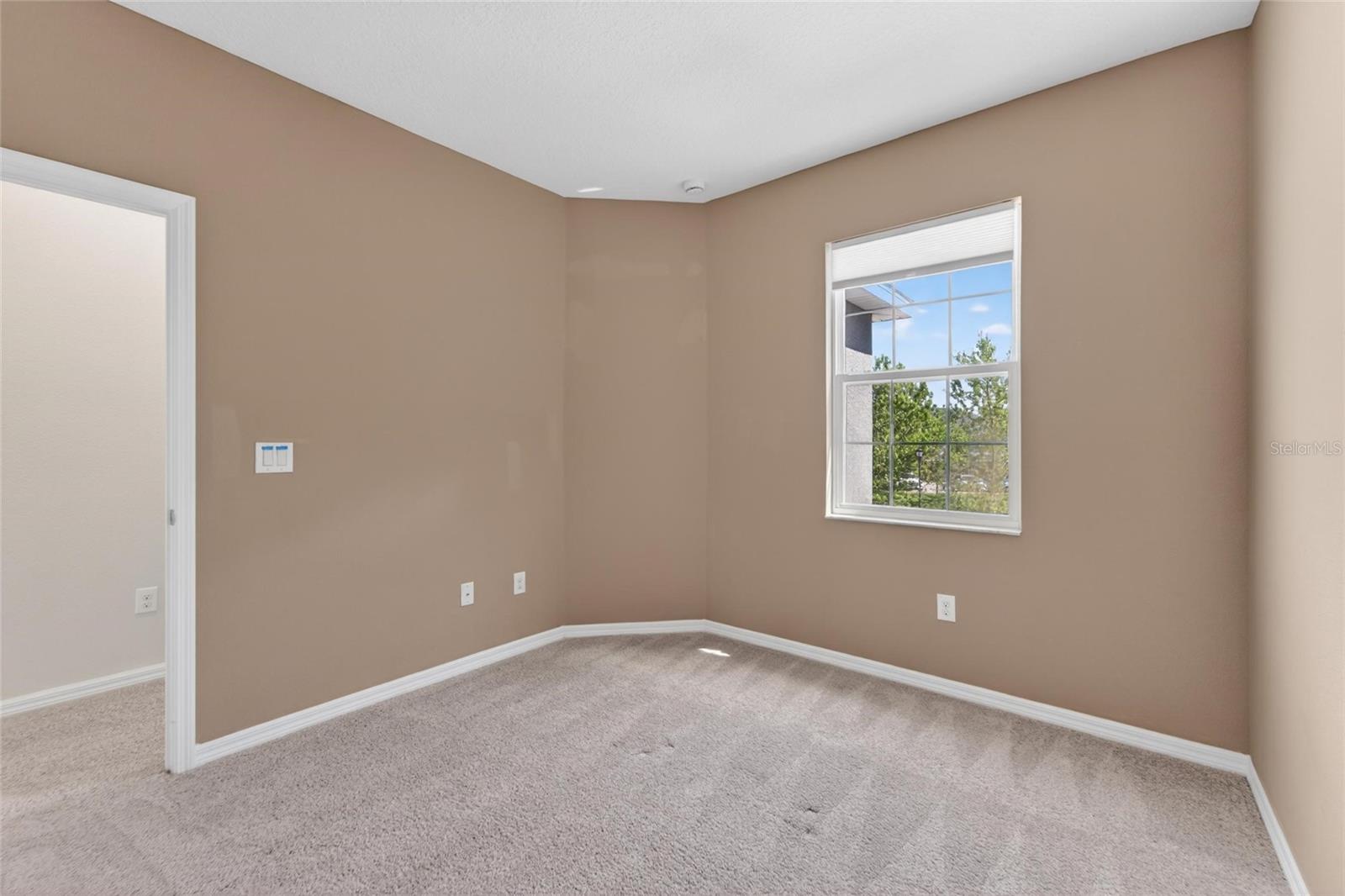 JACKSON SQUARE TWNHMS - Residential