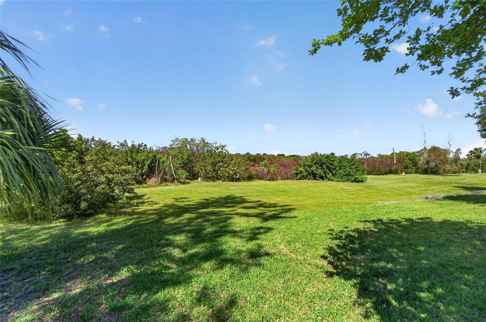 JACKSON SQUARE TWNHMS - Residential