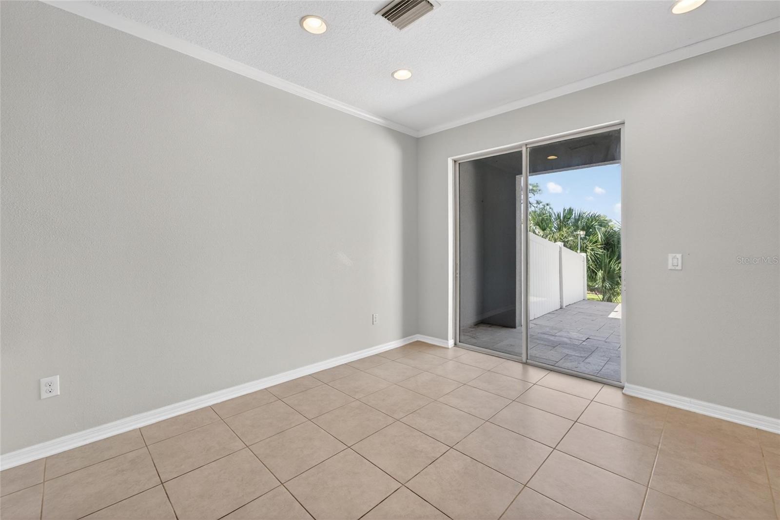 JACKSON SQUARE TWNHMS - Residential