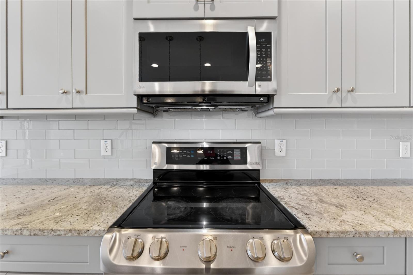 JACKSON SQUARE TWNHMS - Residential