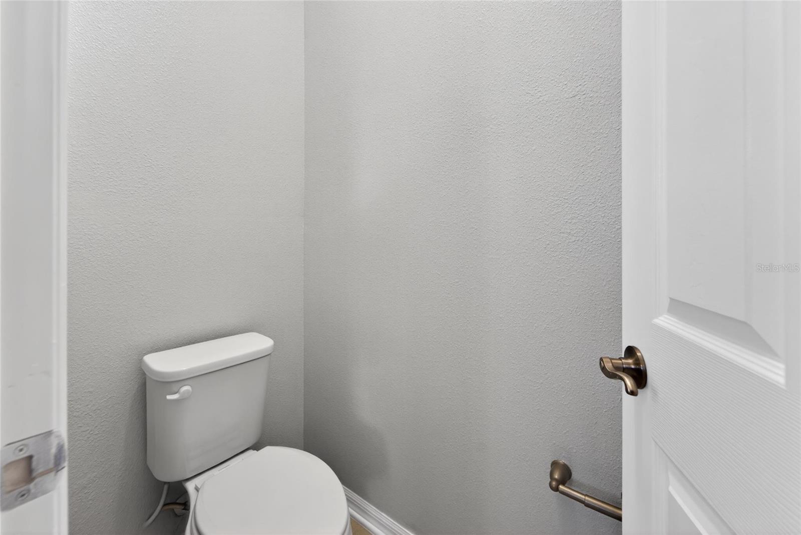 JACKSON SQUARE TWNHMS - Residential