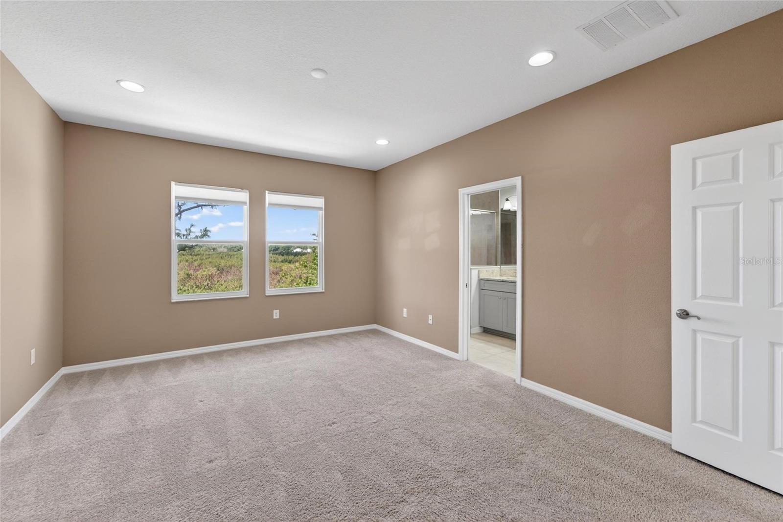 JACKSON SQUARE TWNHMS - Residential