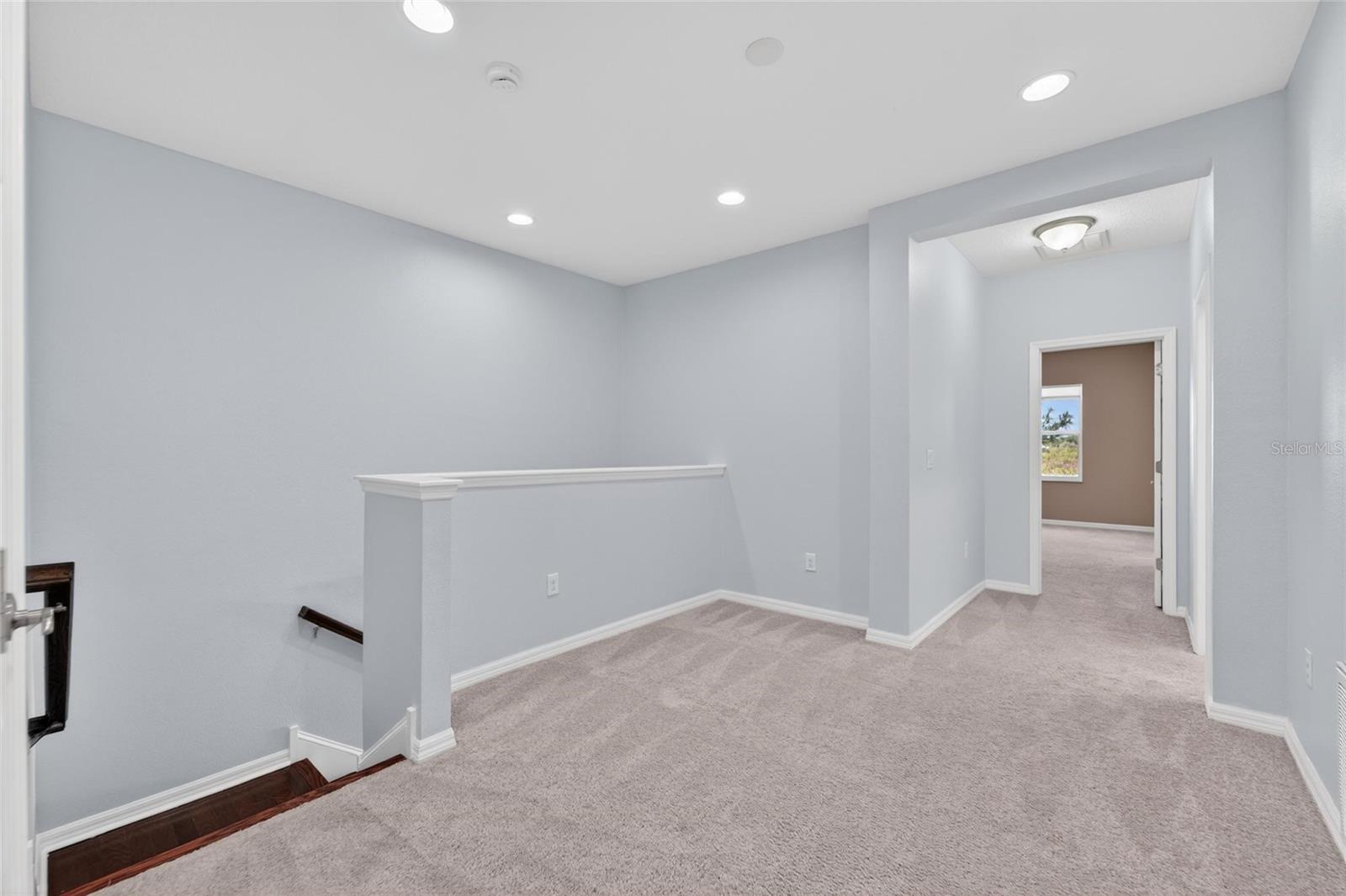 JACKSON SQUARE TWNHMS - Residential