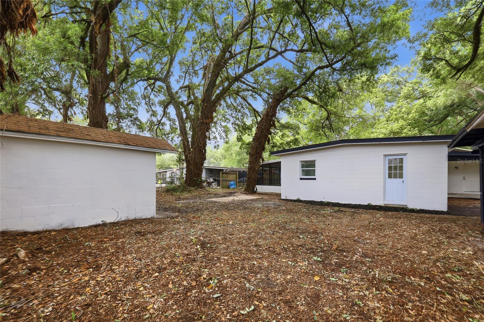 CONDEL GARDENS - Residential