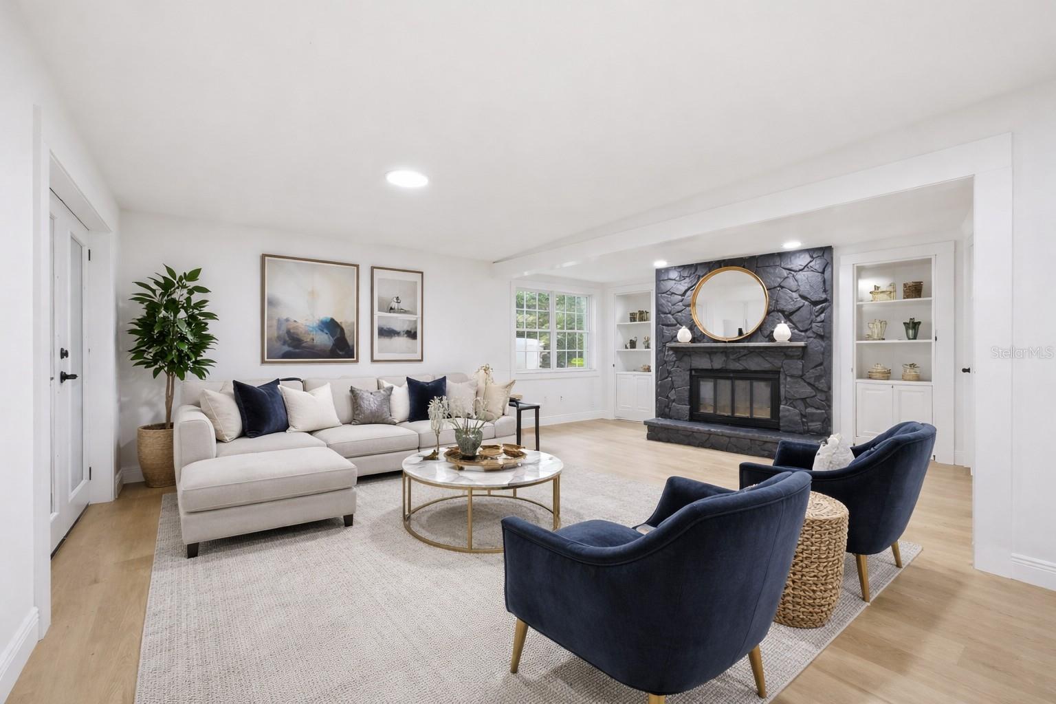 CONDEL GARDENS - Residential