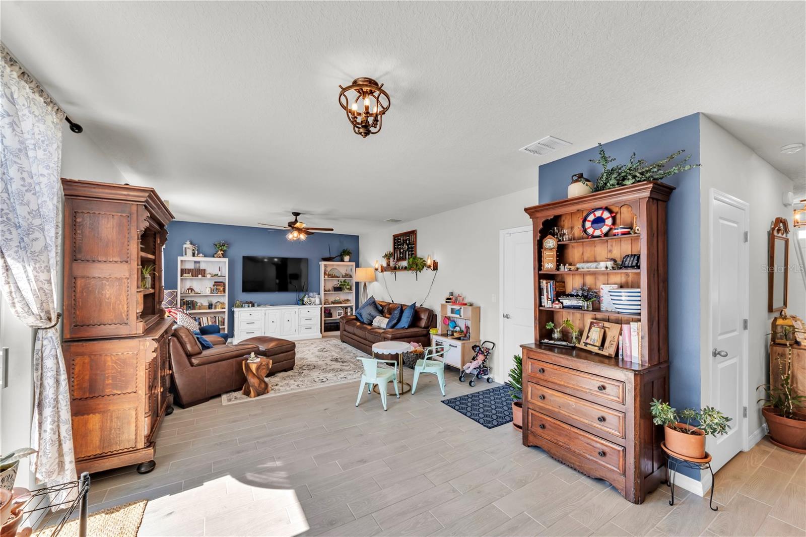 BRISTOL MDWS PH 2 - Residential