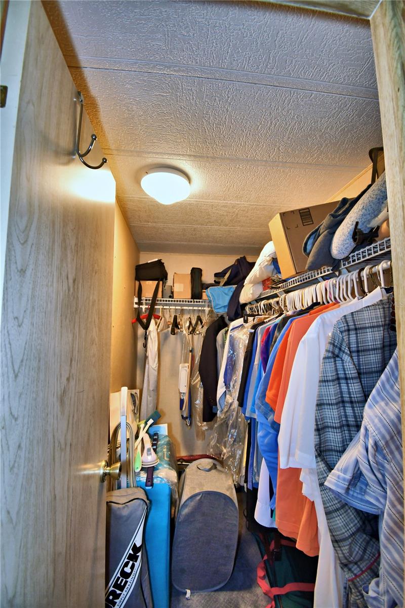 OAKWOOD ESTATES - Residential