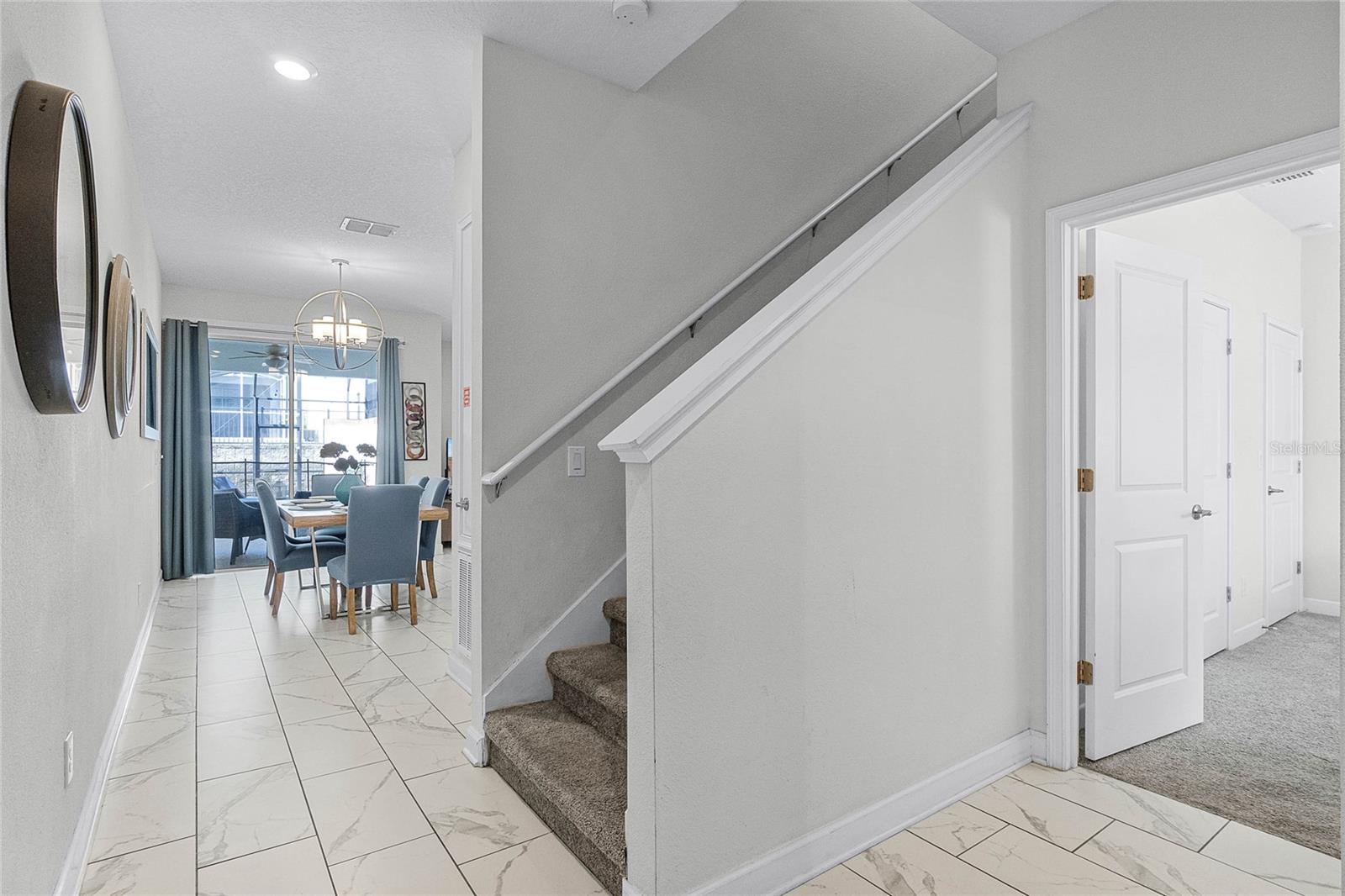 1566 PLUNKER DRIVE
