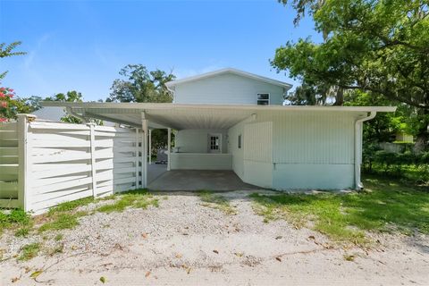 A home in TAMPA