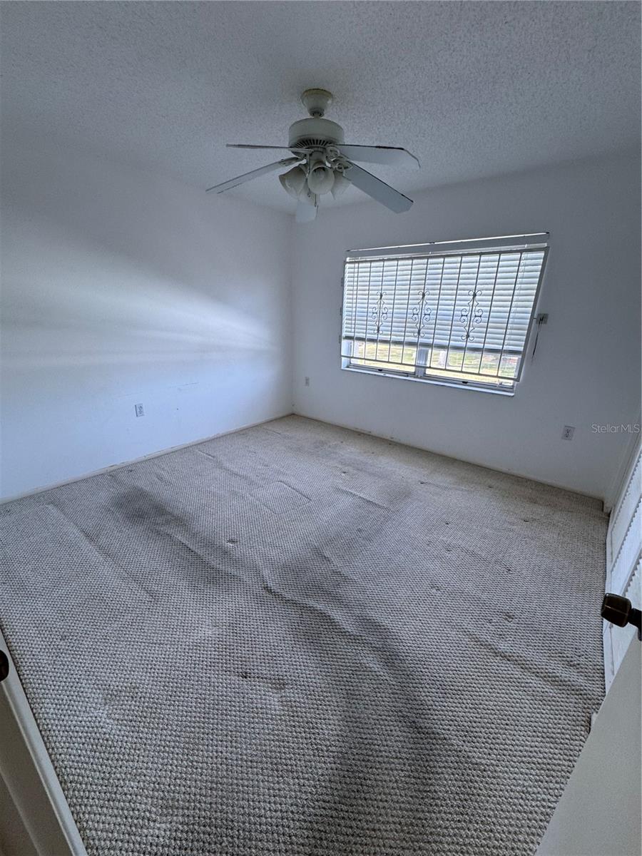 HOLIDAY LAKE VILLAS CONDO - Residential