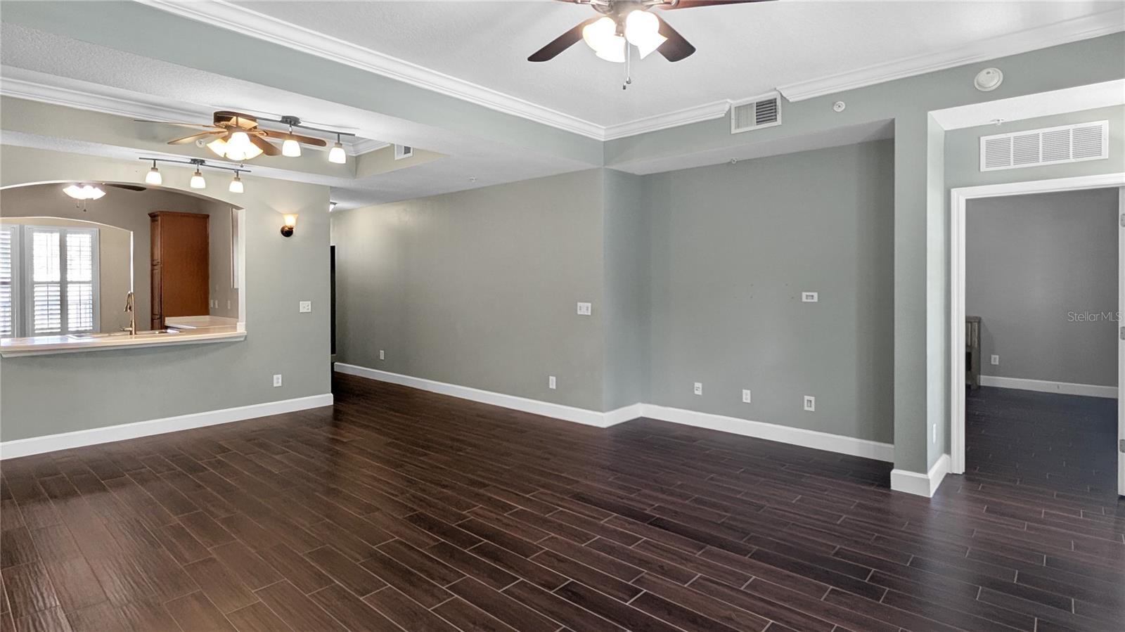 1400 CELEBRATION AVENUE 205