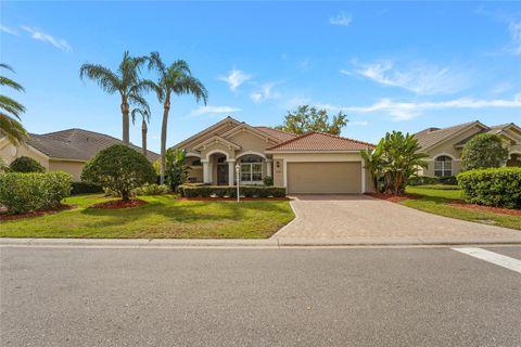 6582 WATERS EDGE WAY LAKEWOOD RANCH FL 34202