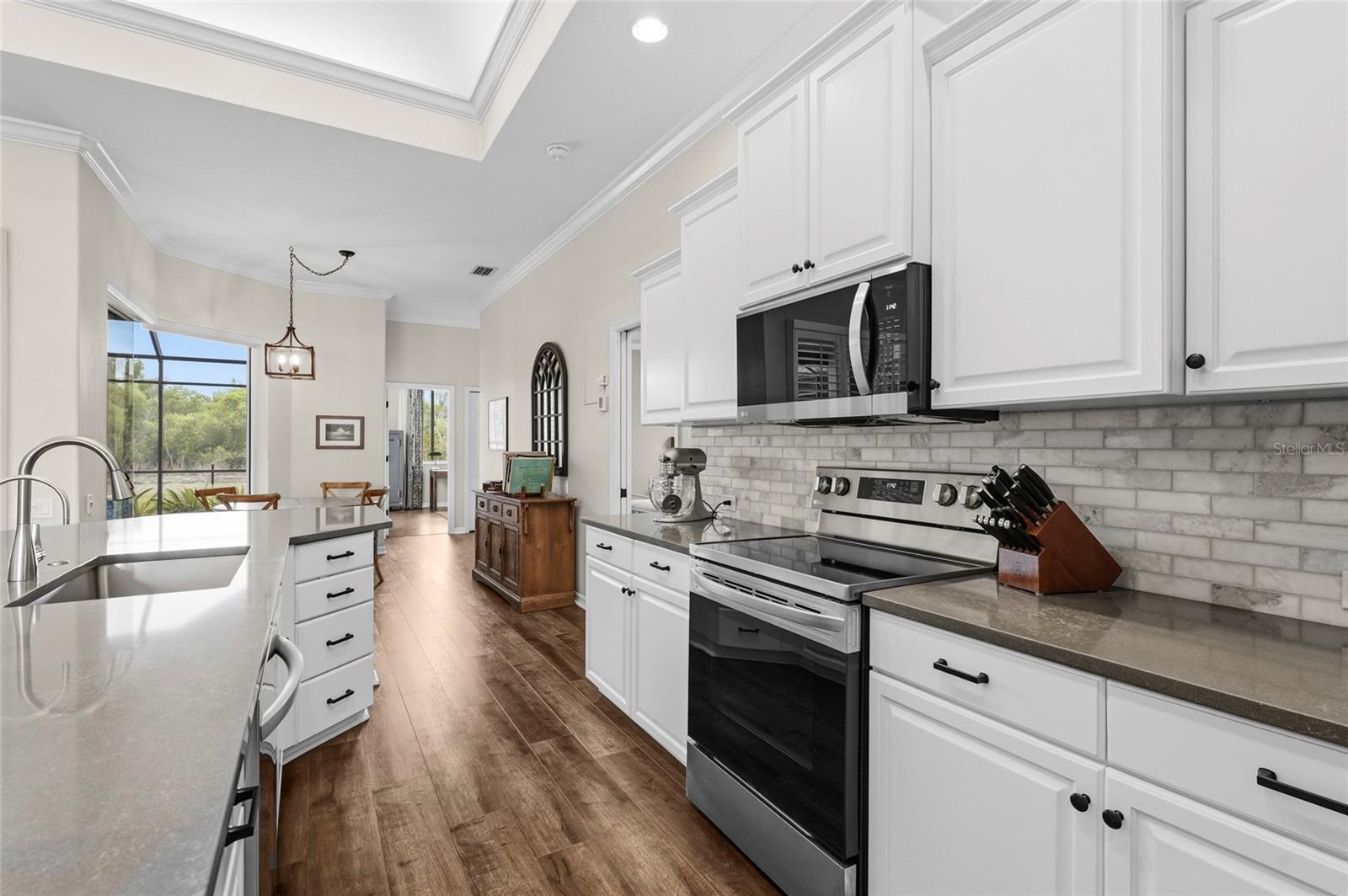 EDGEWATER VILLAGE SP A UN 3 - Residential