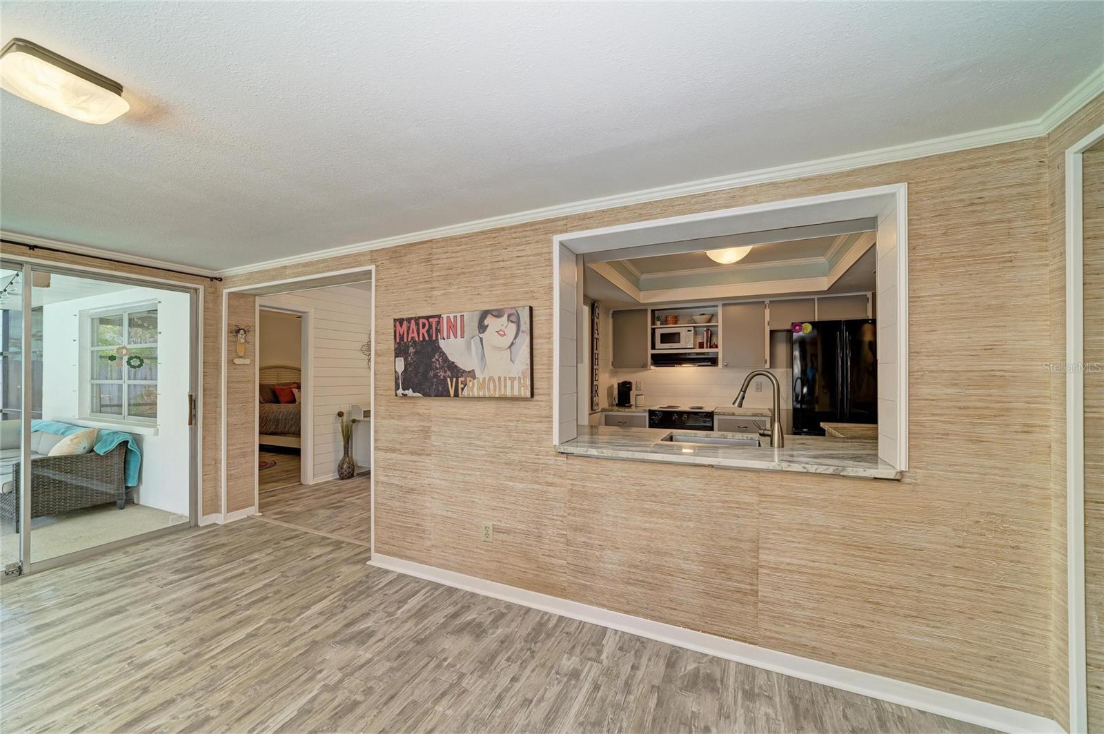 GLEN OAKS CNTRY CLUB ESTATES - Residential