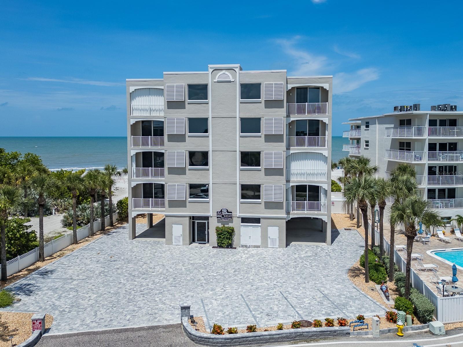 19600 GULF BOULEVARD 102