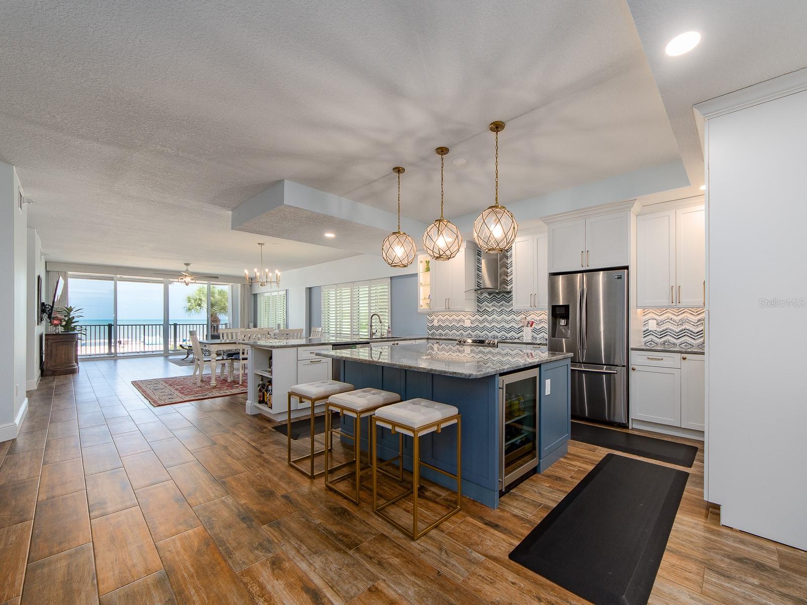 19600 GULF BOULEVARD 102