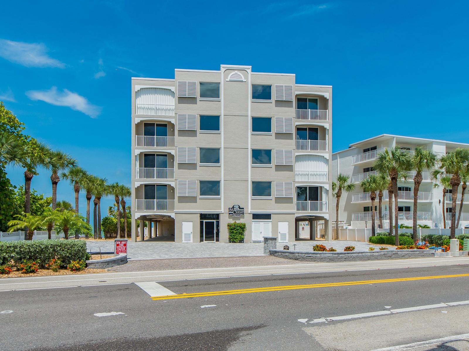 19600 GULF BOULEVARD 102