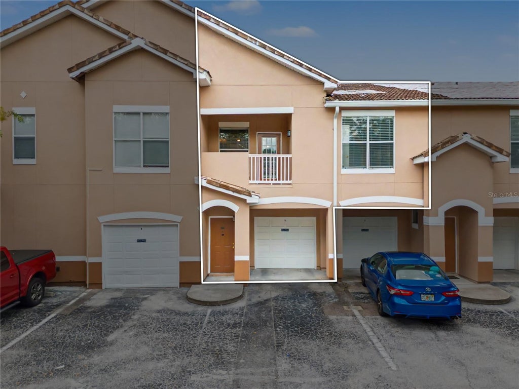 Photo of 18111 Villa Creek Drive #18111, Tampa, FL 33647 (MLS # TB8521535)