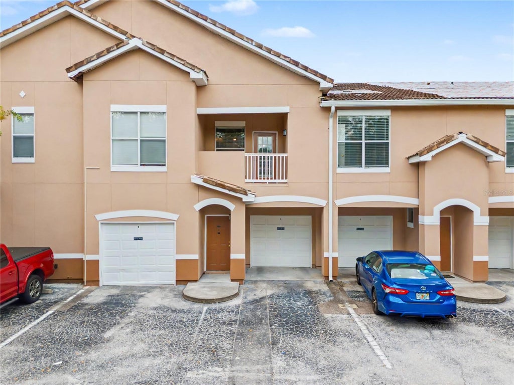 Photo of 18111 Villa Creek Drive #18111, Tampa, FL 33647 (MLS # TB8521535)