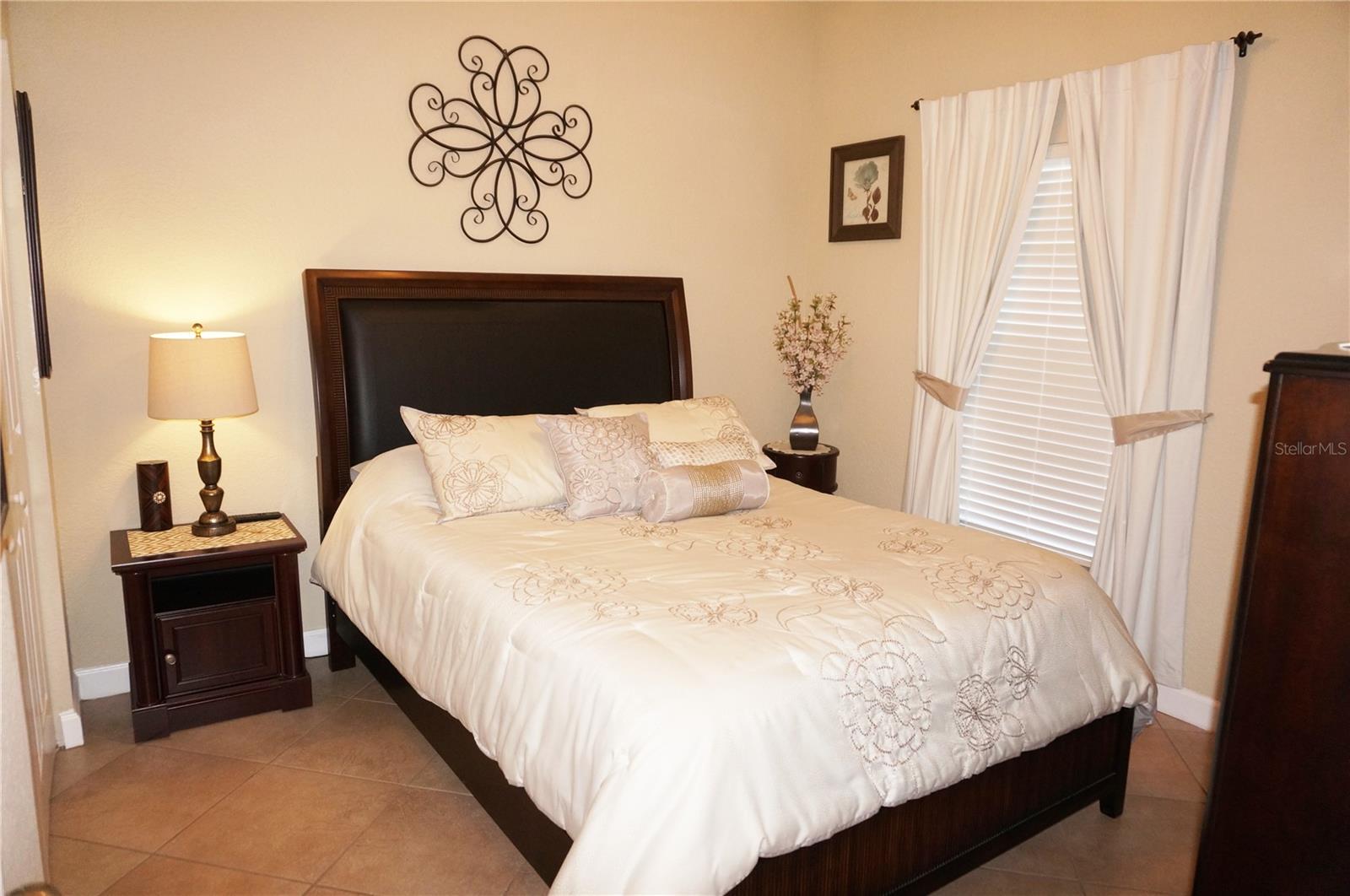 LINKSIDE - Residential