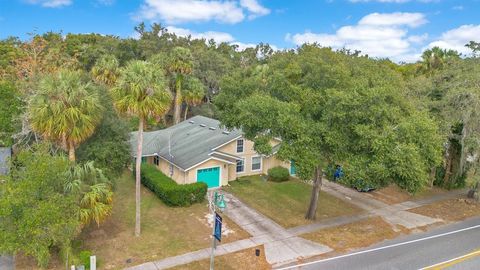 A home in FRUITLAND PARK