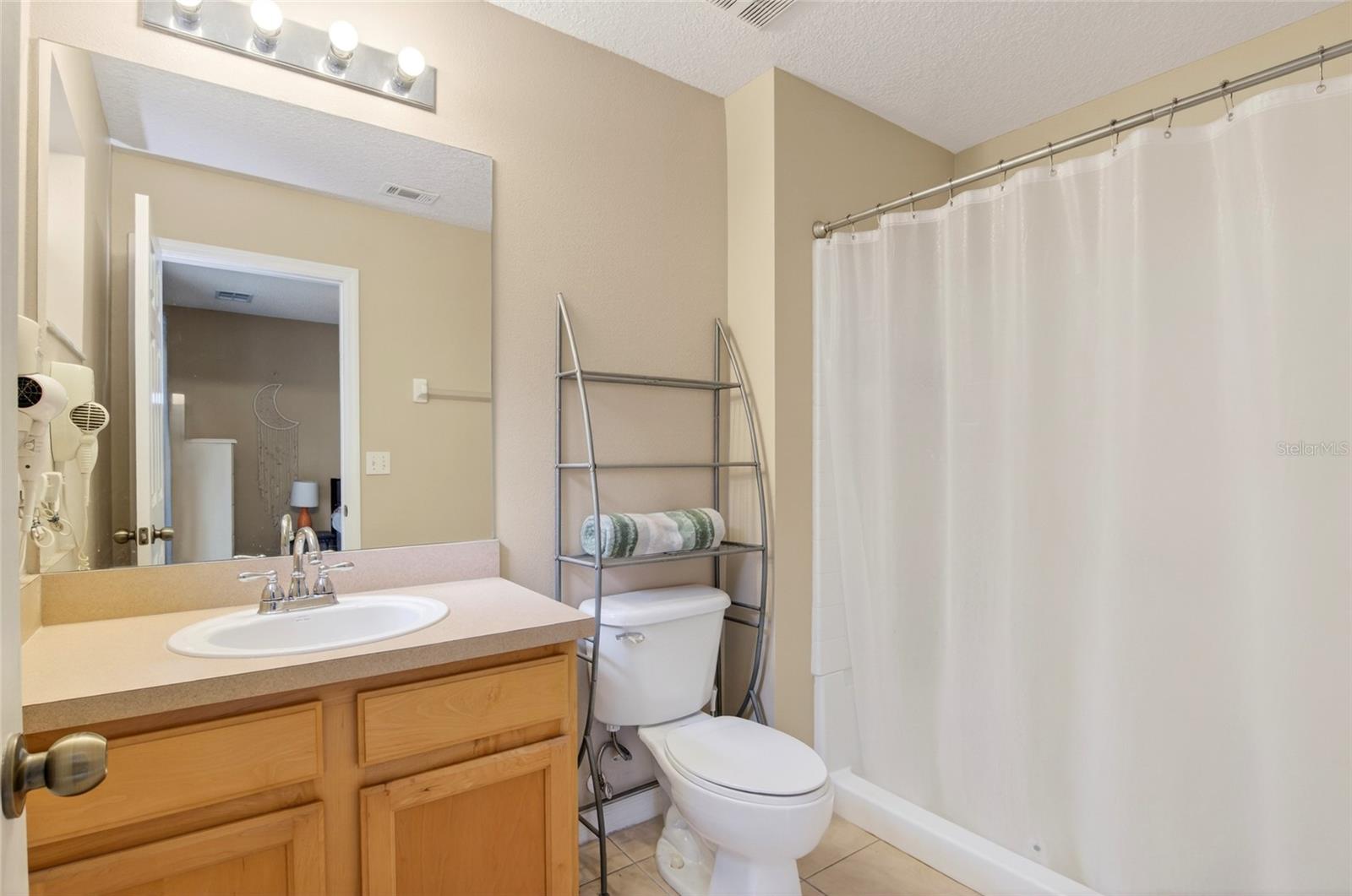 EMERALD ISLAND RESORT PH 2 - Residential