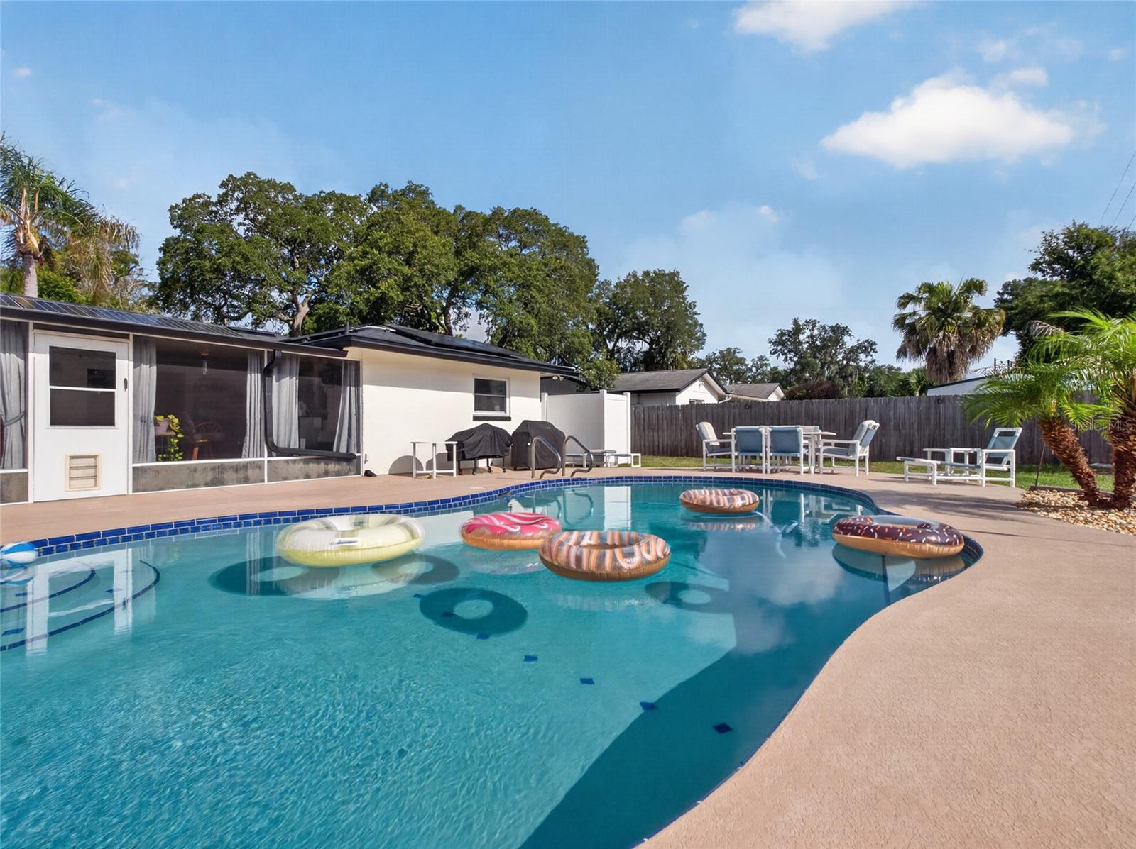 127 ROSE BRIAR DRIVE