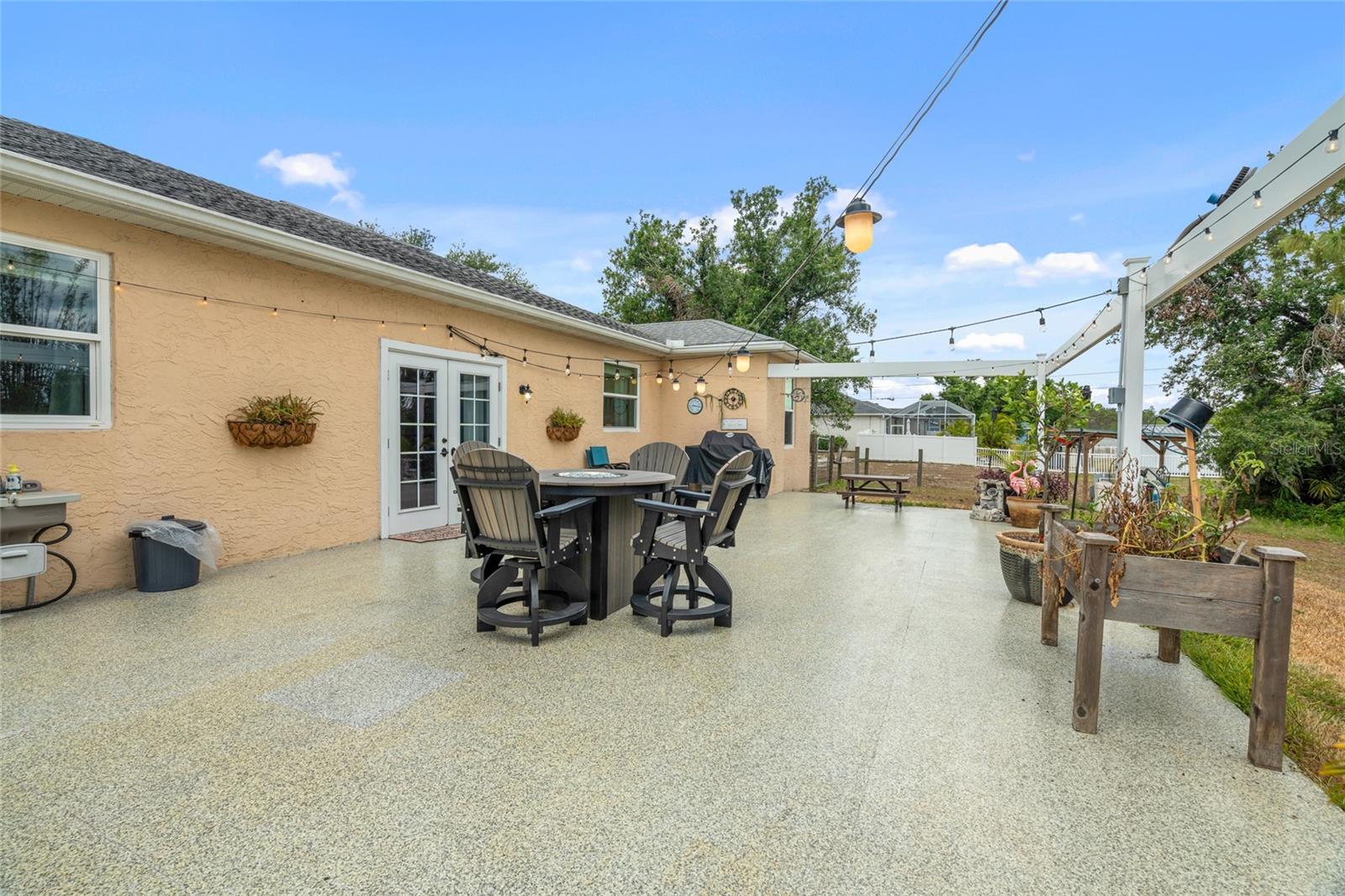 GOLDENS FIRST ADD - Residential