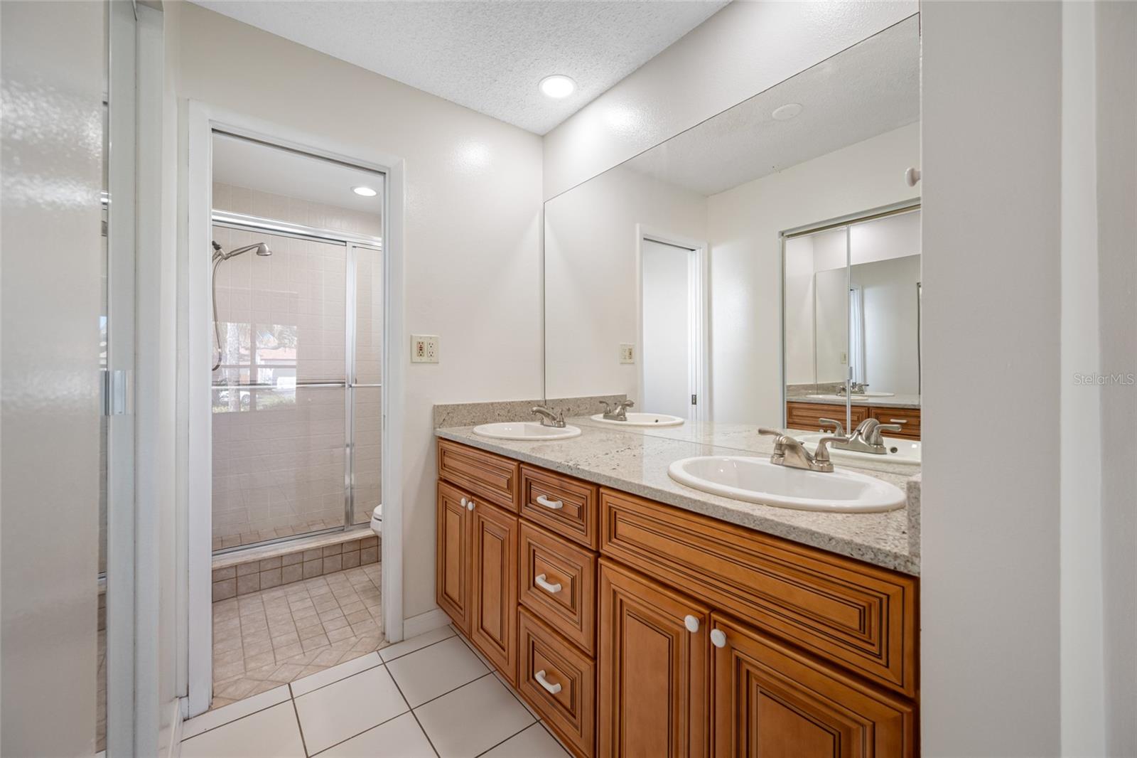 FEATHER COVE - Residential