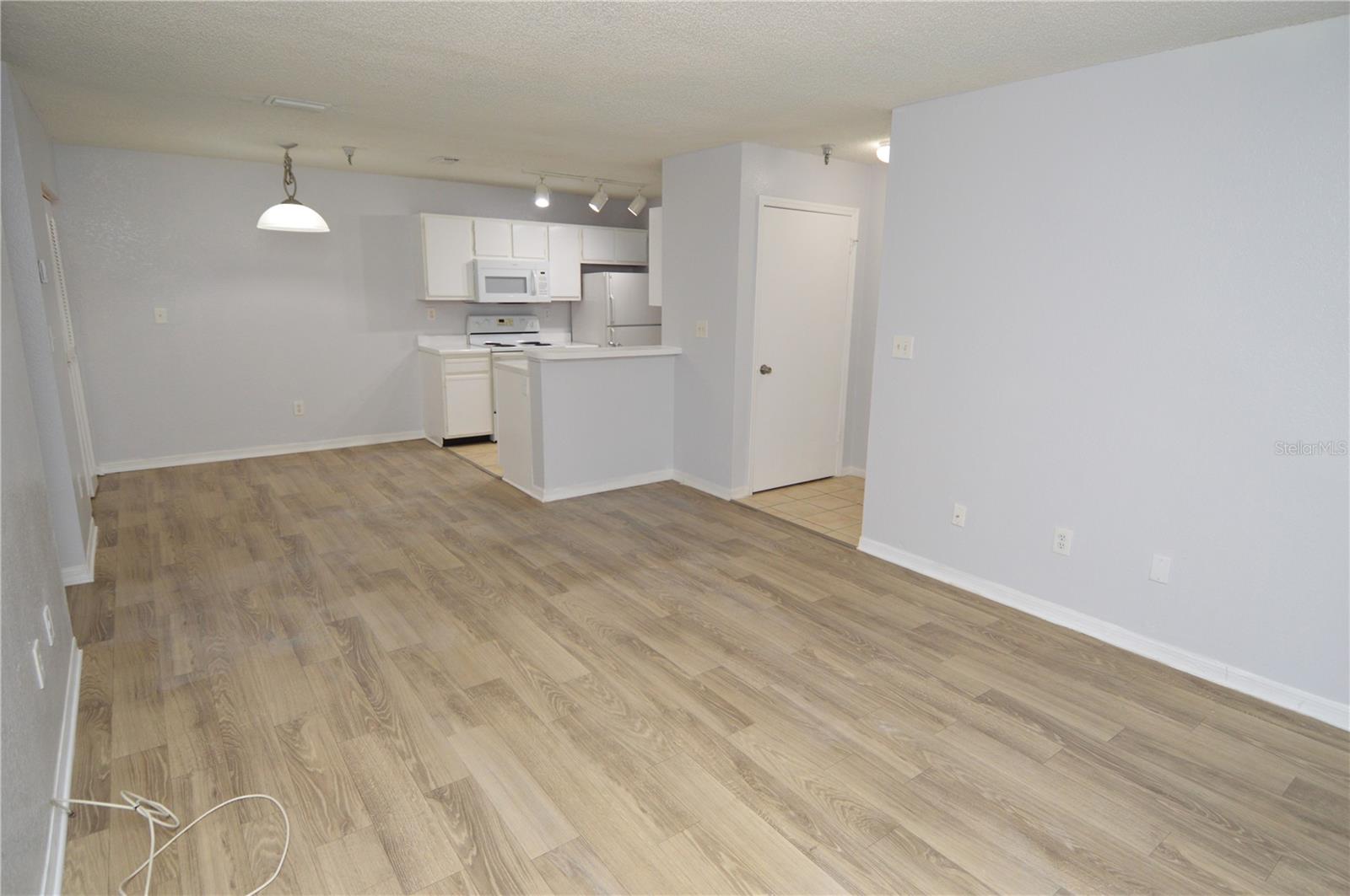 ITOPIA PRIVATE RESIDENCES CONDO - Residential Lease