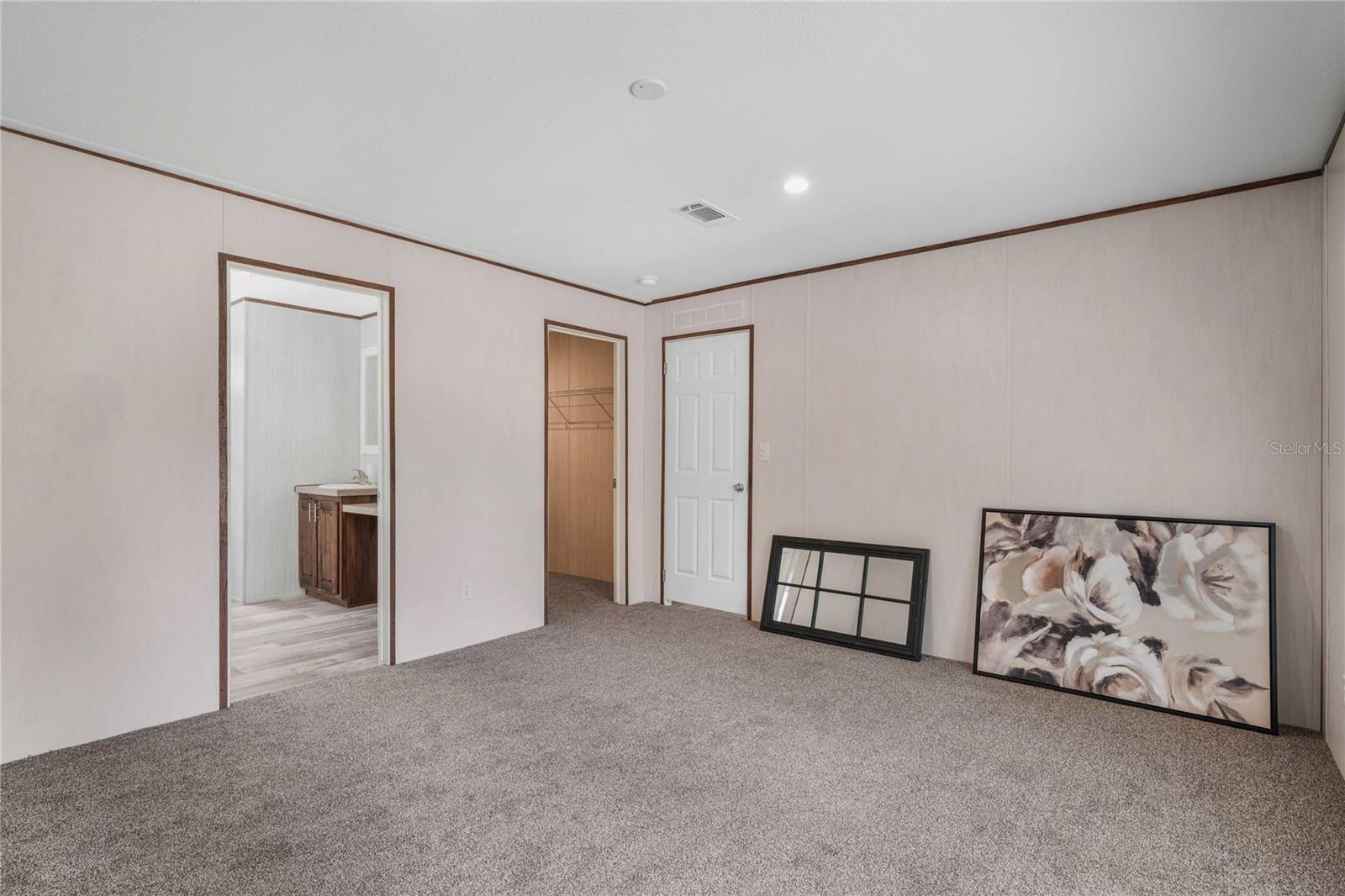 FOREST LAKE NORTH - Residential