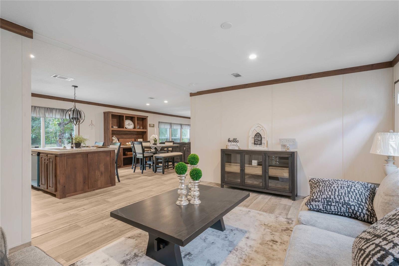 FOREST LAKE NORTH - Residential