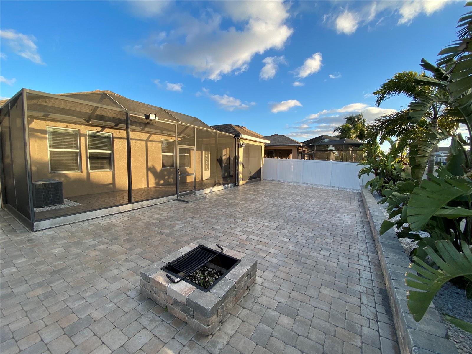 BAHIA LAKES PH 3 - Residential