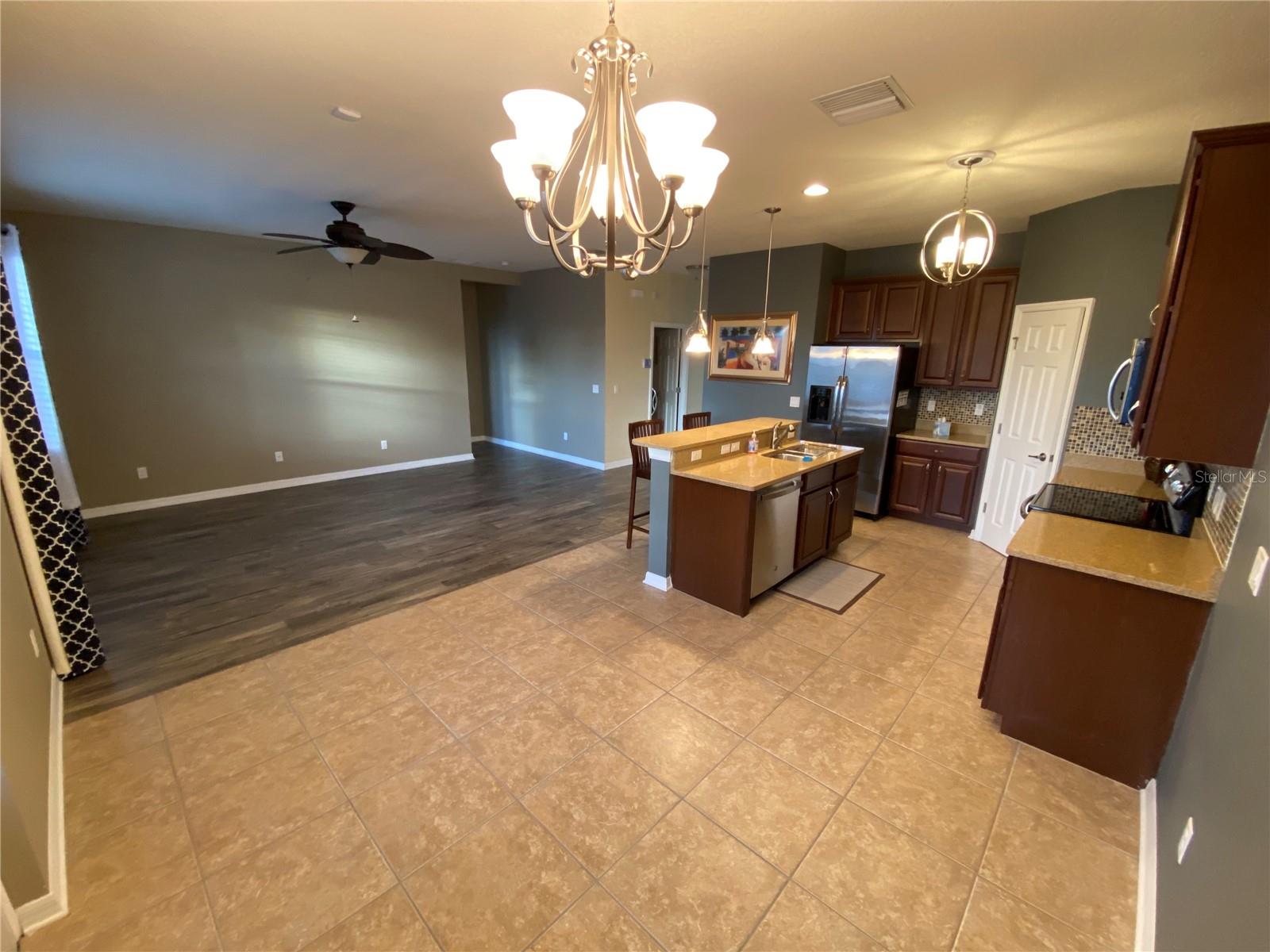 BAHIA LAKES PH 3 - Residential