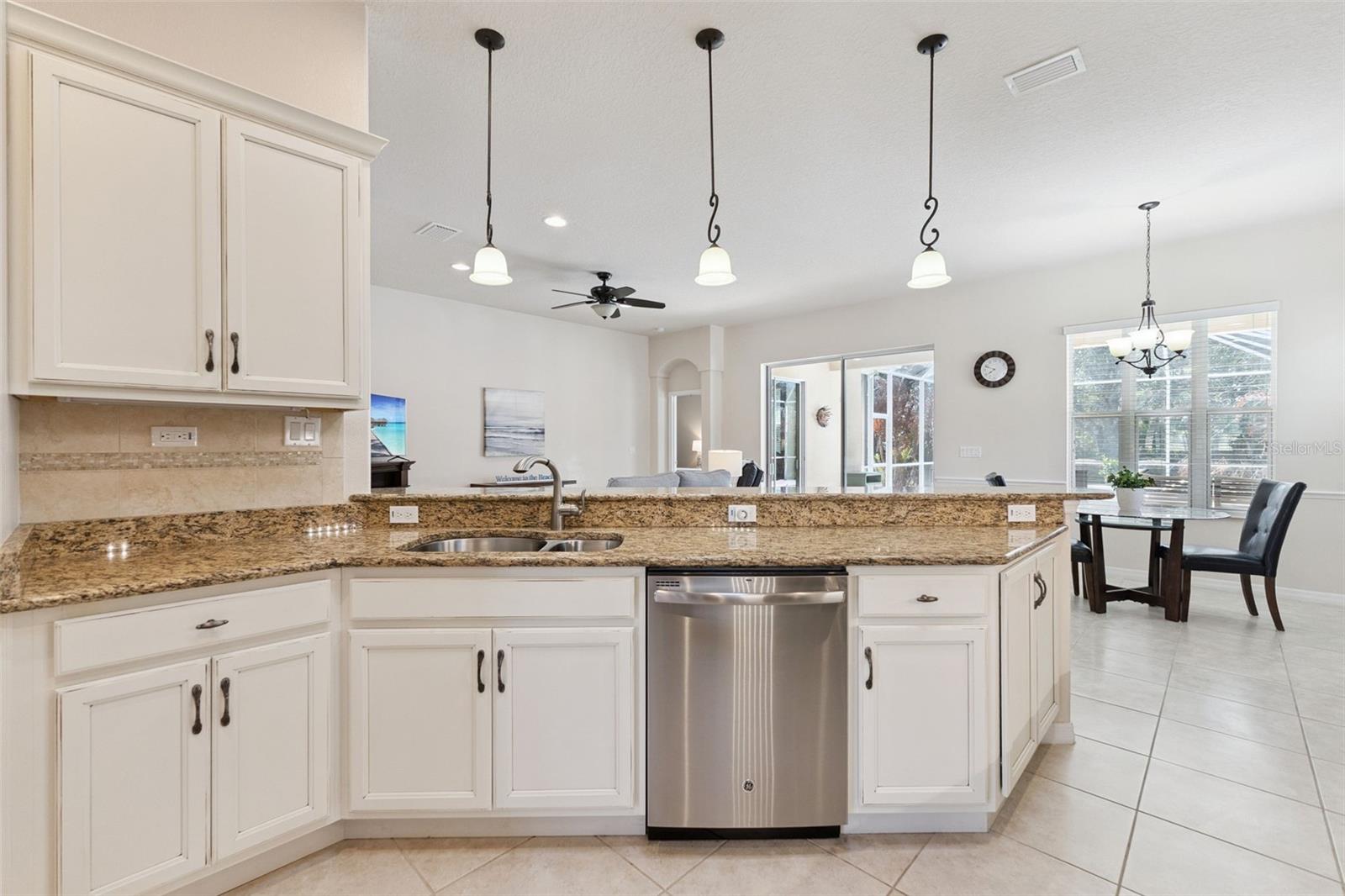 PROMENADE PARKE - Residential