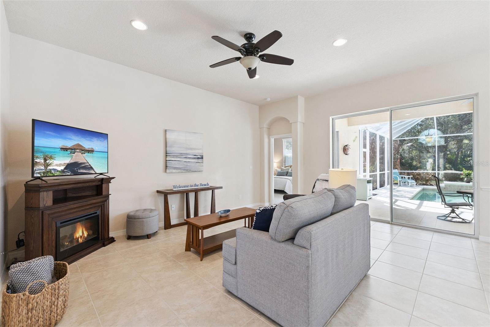 PROMENADE PARKE - Residential