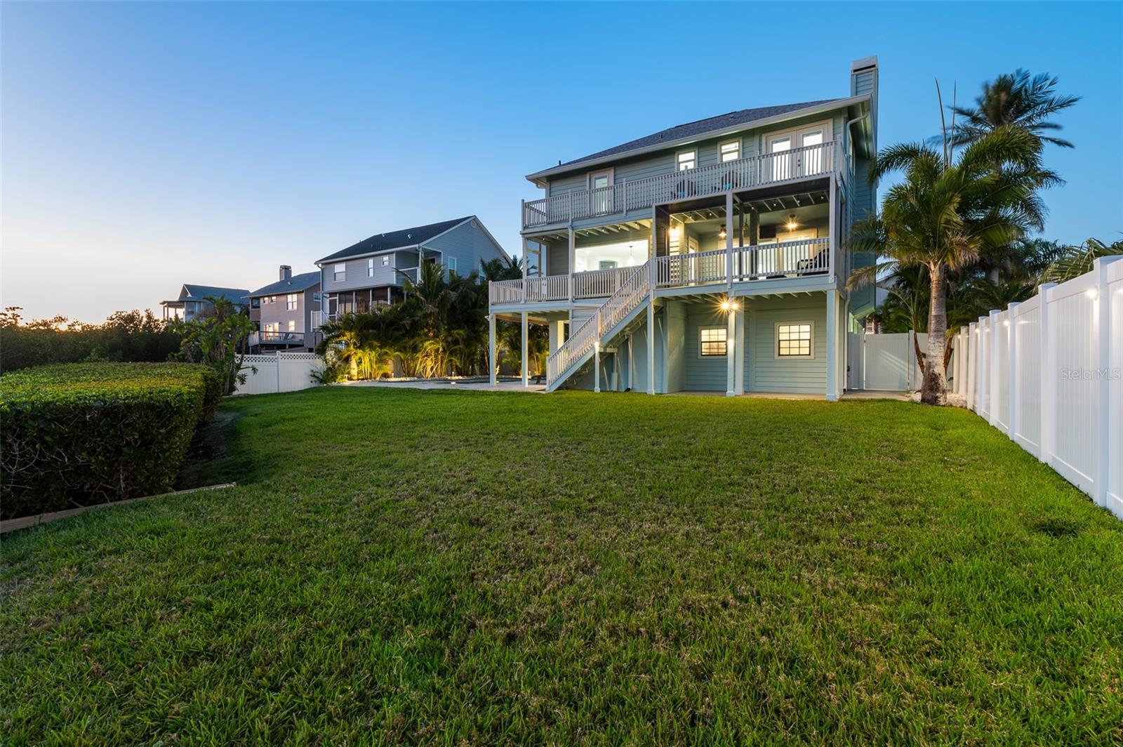 13936 HARBOR VIEW DRIVE