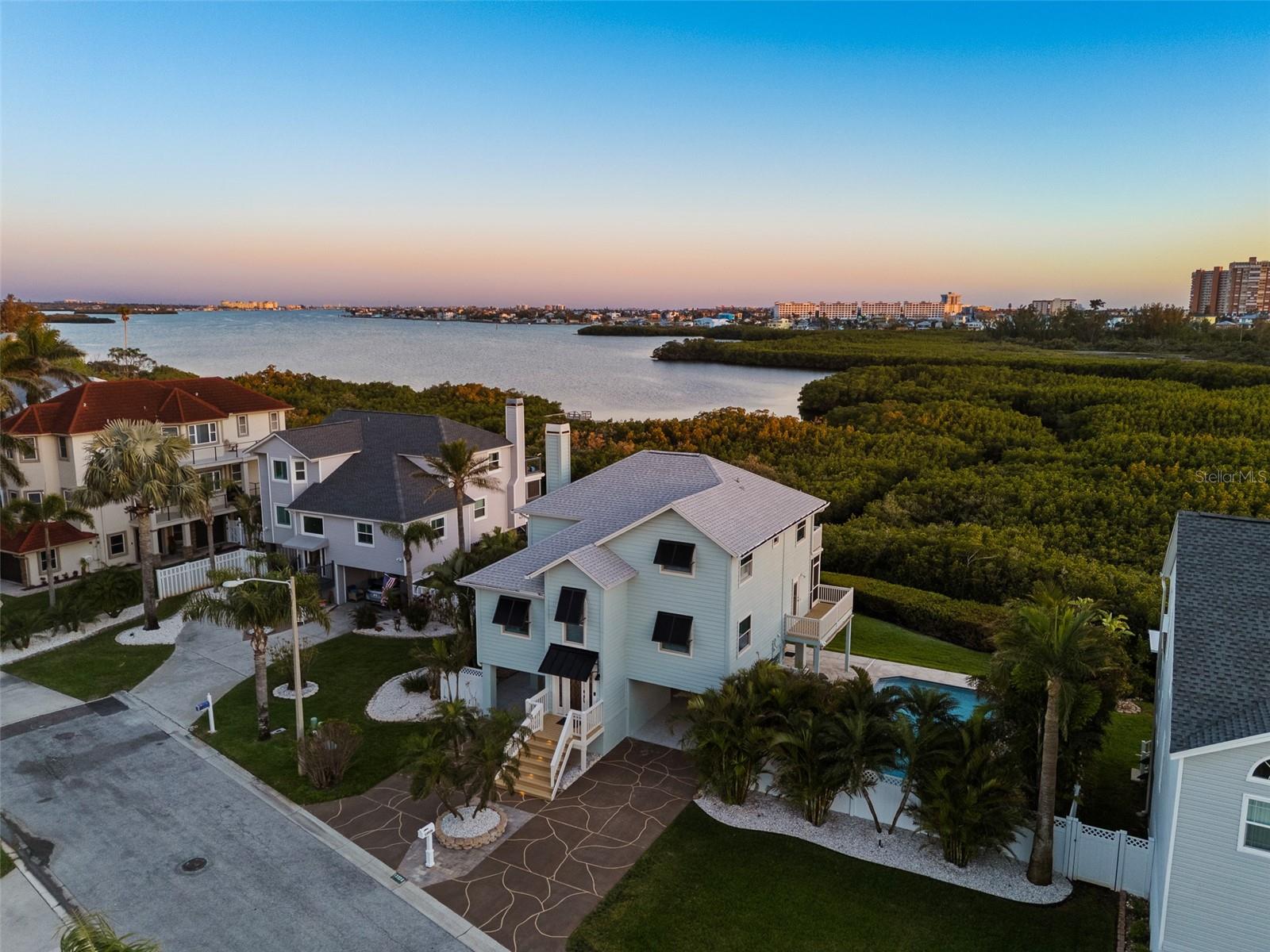 13936 HARBOR VIEW DRIVE