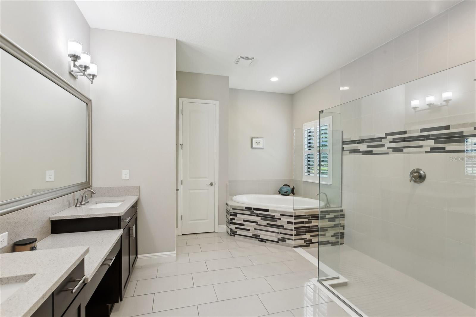 PRESERVE AT FISHHAWK RANCH PHA - Residential