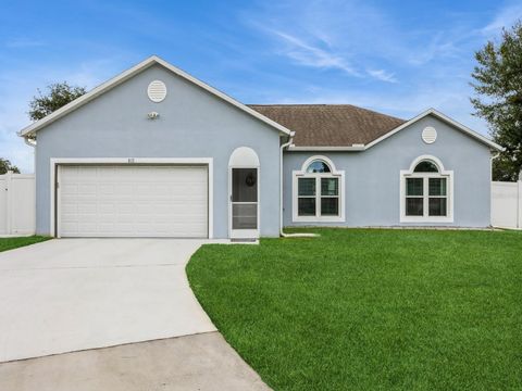 A home in POINCIANA